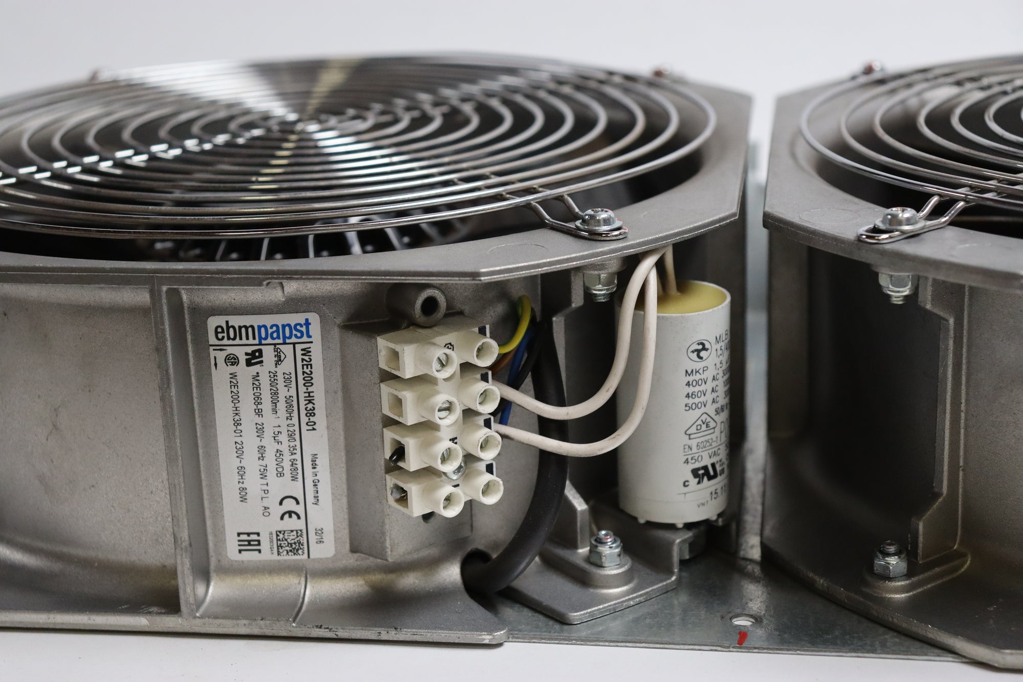 GE SG UL Series S2 225kVA SG Series 4000645 Inverter Fan Module