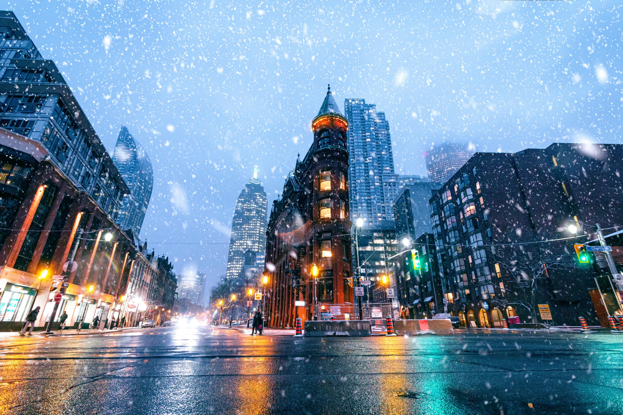 Cold Weather UPS Maintenance Tips for Data Centers and IT Infrastructure