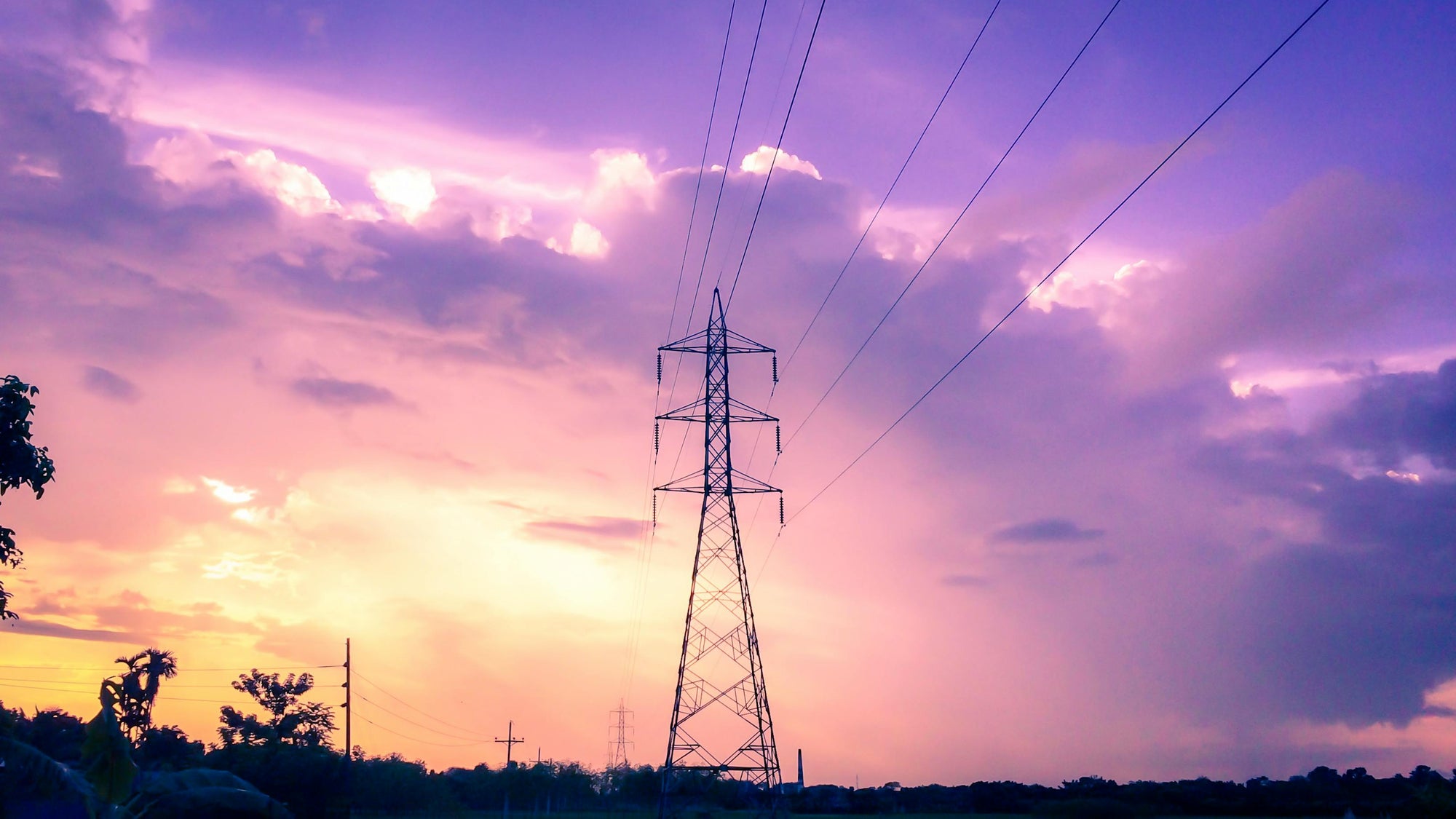 Grid Modernization and Investment: What It Means for Your UPS/Battery Backup Systems