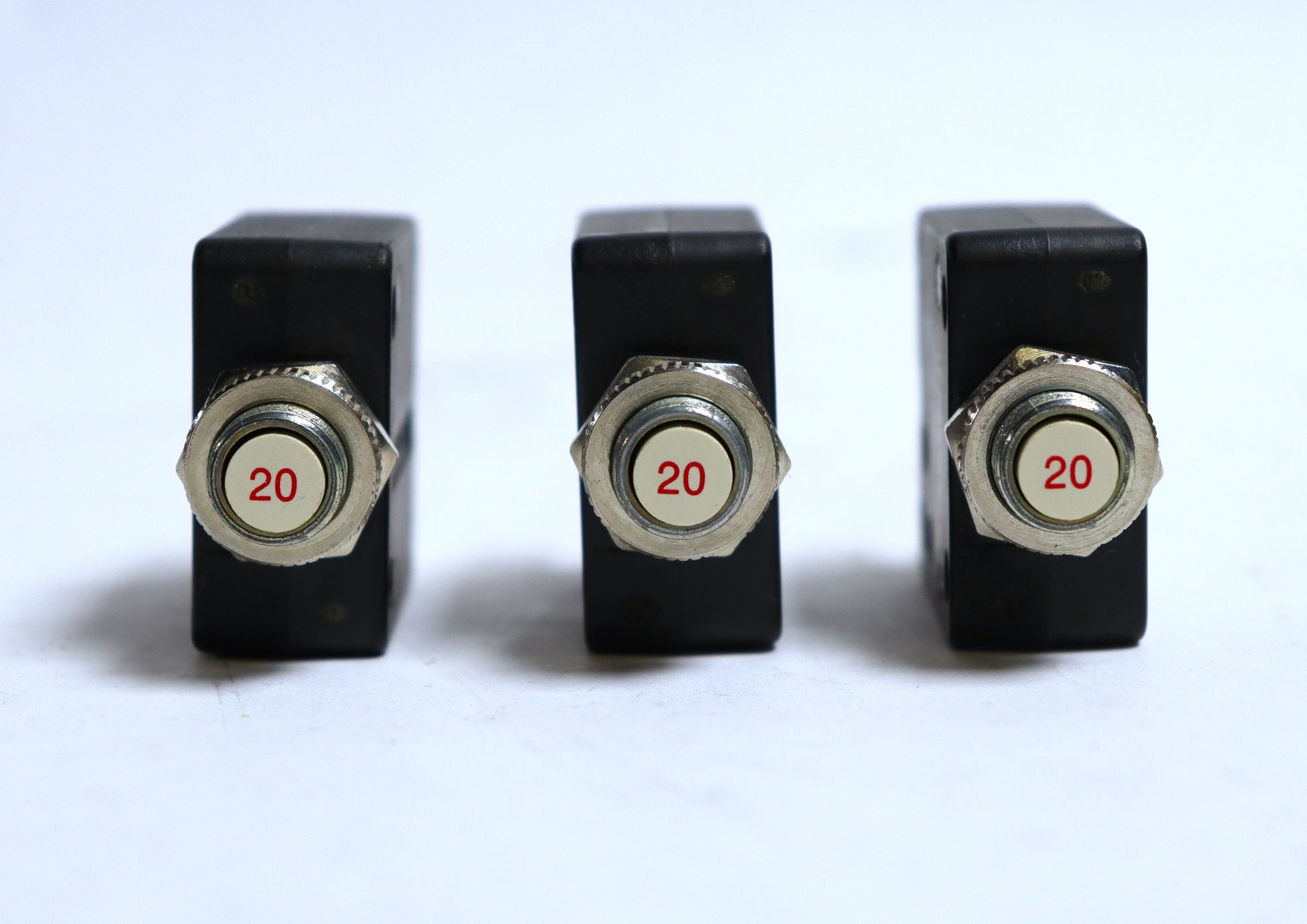 Siemens W58-XB IA4A-20 20A 250VAC 500VDC Circuit Breaker Therm Push (Set of 3)