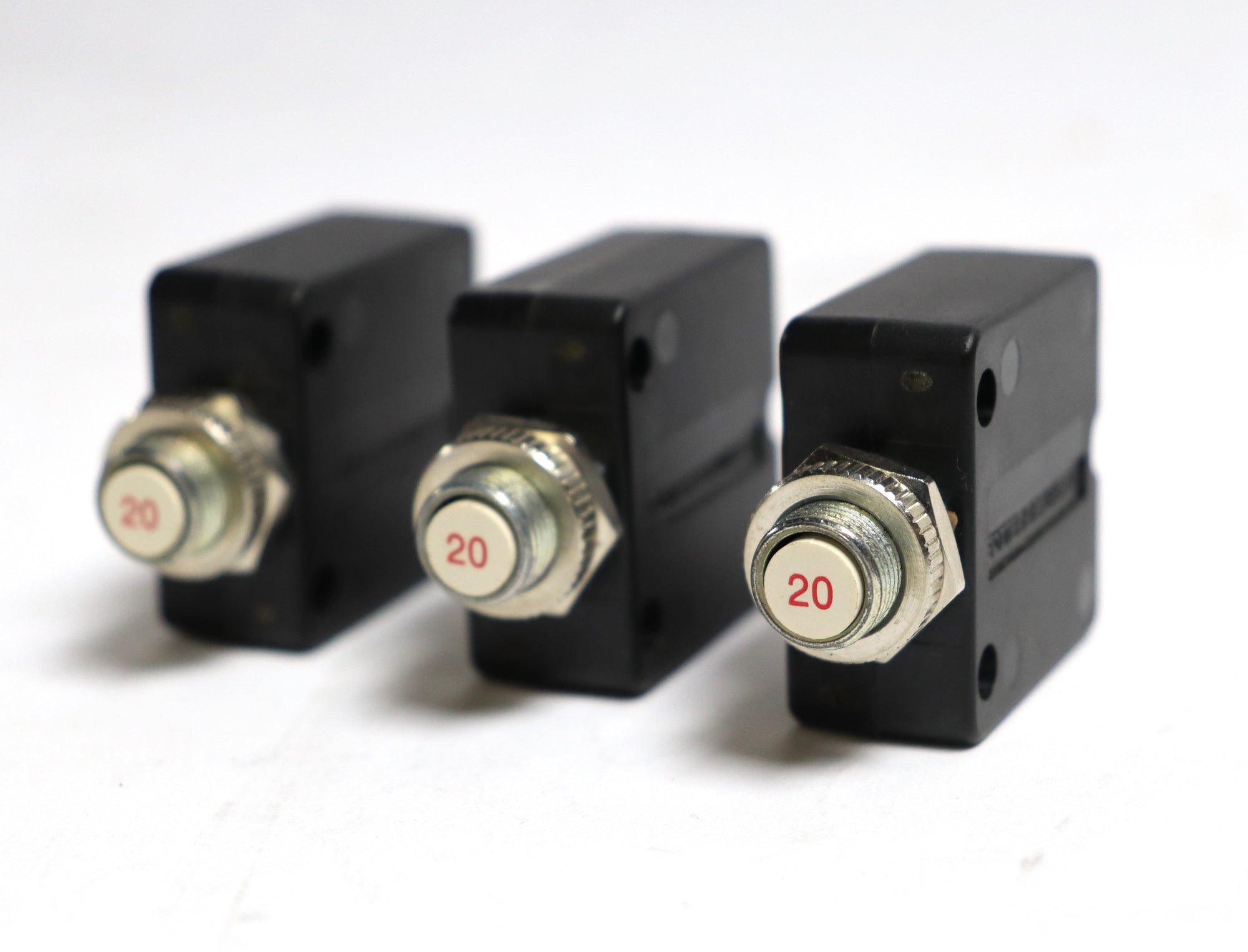Siemens W58-XB IA4A-20 20A 250VAC 500VDC Circuit Breaker Therm Push (Set of 3)