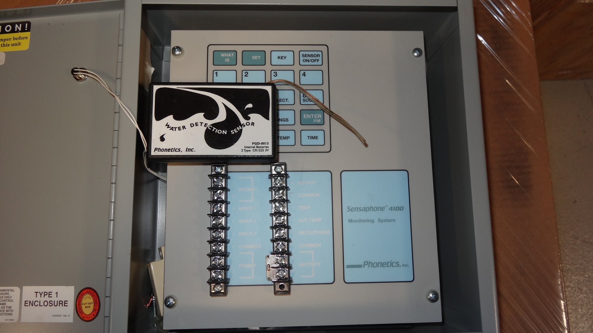 Phonetics Sensaphone 4100 Monitoring System with Water Detection FGD-0013