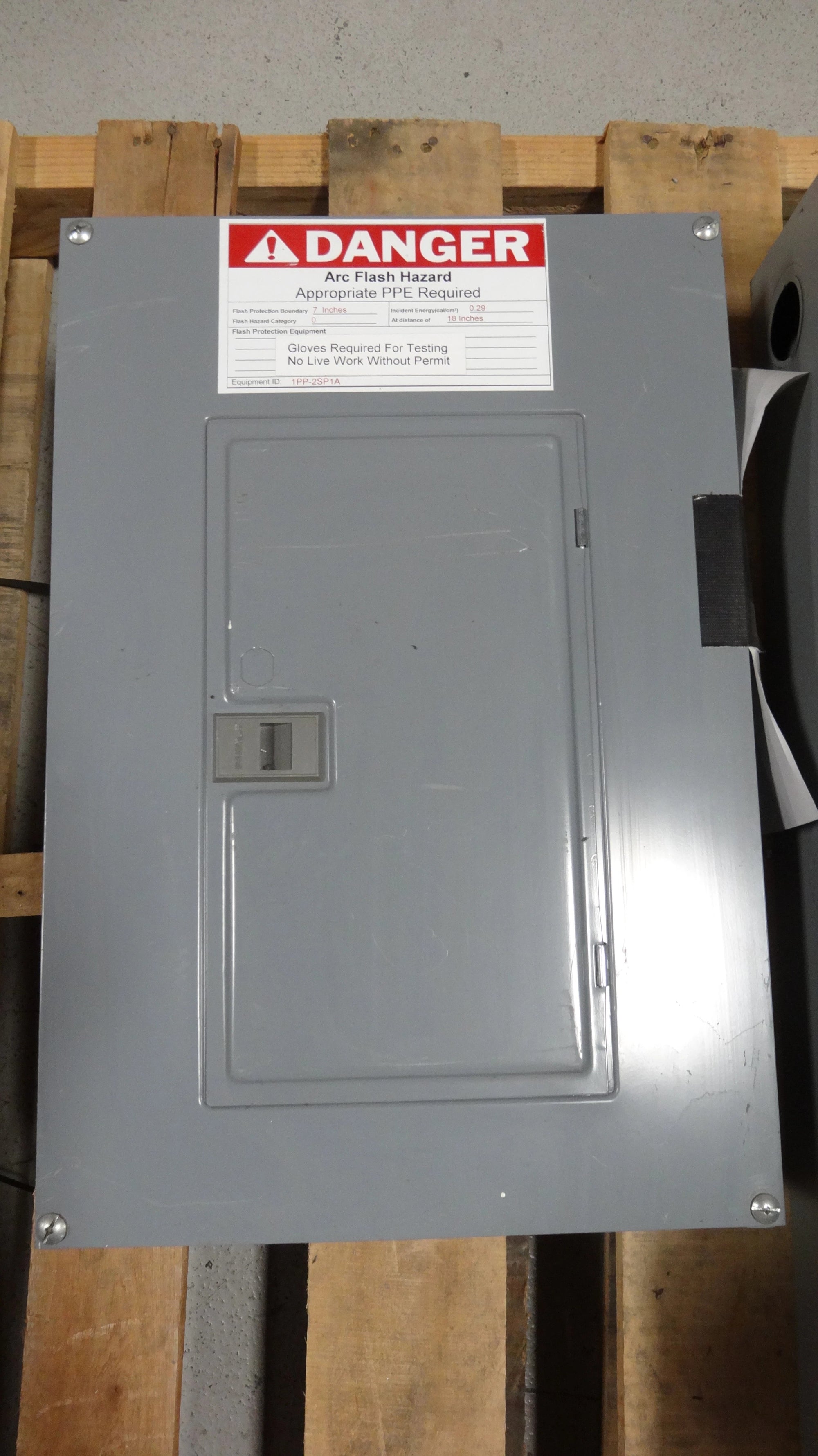 Square D Circuit Breaker Panel Board 